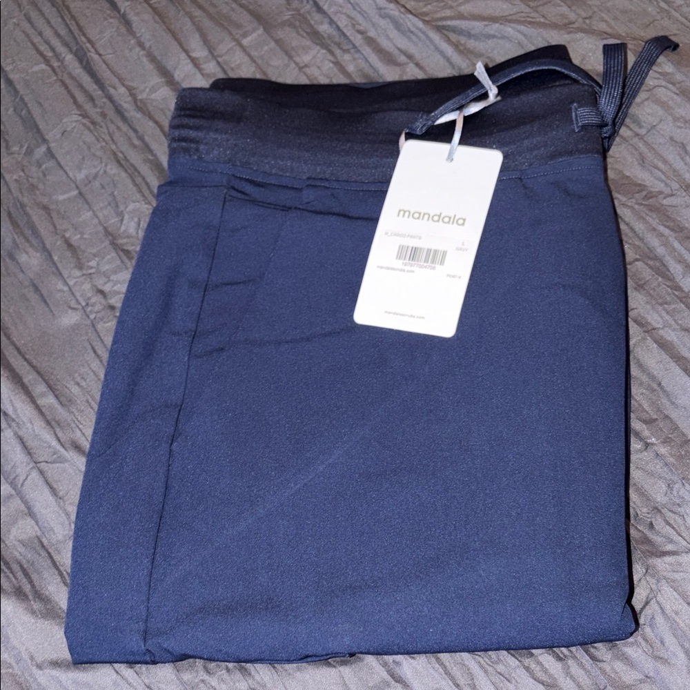 Mandala Men’s Navy Cargo Pants